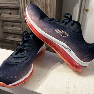 Women’s Sketcher’s